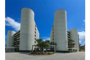 4493 S Atlantic Ave, New Smyrna Beach, FL 32169, Sold 04/17/17