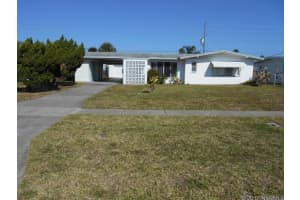 371 Granada St, New Smyrna Beach, FL 32169, Sold 05/16/17