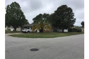 243 Manhattan Way, Port Orange, FL 32129, Sold 07/13/17