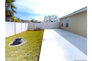201 2 Oaks Dr, Edgewater, FL 32141, Sold 05/15/18
