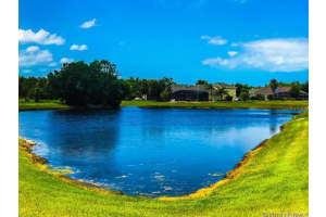 302 Admiralty Ct, Edgewater, FL 32141, Sold 12/17/18