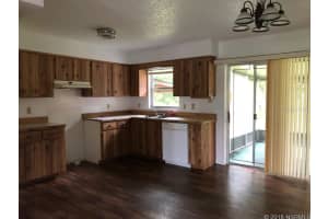 17 Wildwood Dr, Edgewater, FL 32132, Sold 12/20/18