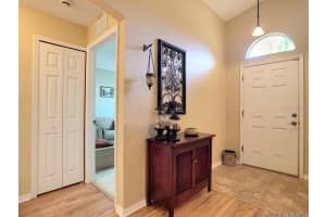 226 Tree Branch Ln, Edgewater, FL 32141, Sold 12/20/18