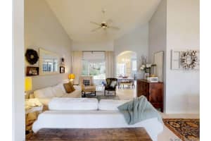 269 Pine Trace Dr, Deltona, FL 32725, Sold 01/18/19