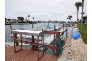 315 Causeway N, New Smyrna Beach, FL 32169, Sold 04/26/19