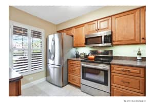 41 Golf Villa Dr, Port Orange, FL 32128, Sold 04/03/19