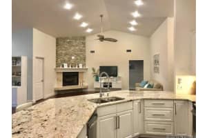 915 Club House Blvd, New Smyrna Beach, FL 32168, Sold 04/17/19