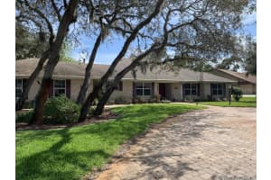 912 Club House Blvd, New Smyrna Beach, FL 32168, Sold 04/24/19