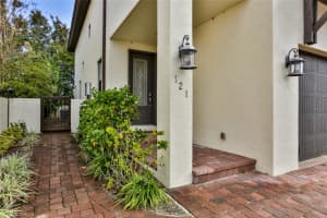121 Marina Bay Dr, New Smyrna Beach, FL 32169, Sold 10/03/19