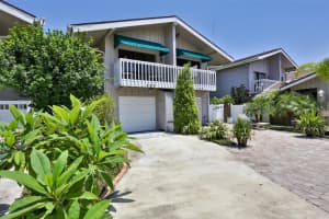 121 Lagoon Ct, New Smyrna Beach, FL 32169, Sold 10/24/19