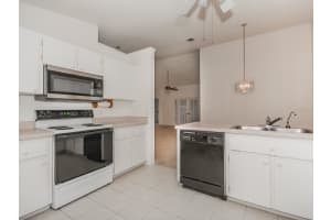 525 Cedaredge Dr, New Smyrna Beach, FL 32168, Sold 11/01/19