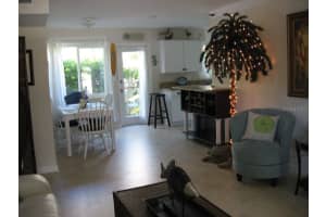411 Pine STREET, NEW SMYRNA BEACH, FL 32169 - MLS#MFRNS1051385