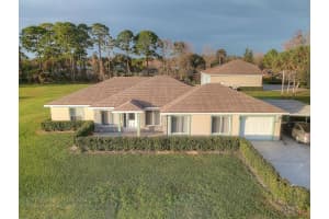 1041 Flying M Ct, Edgewater, FL 32132, Sold 08/26/20