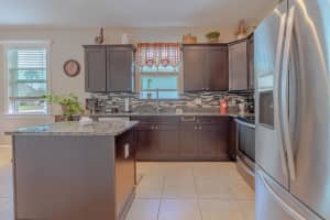 283 Marsh Lndg Dr, Oak Hill, FL 32759, Sold 04/30/20