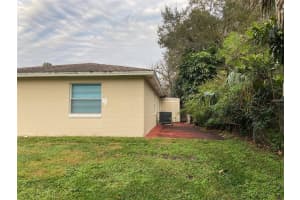 932 Bentwood Ln, Port Orange, FL 32127, Sold 10/01/20