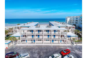 111 N Atlantic Ave, New Smyrna Beach, FL 32169, Sold 03/22/21