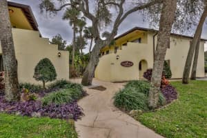 400 Oakridge Blvd, Daytona Beach, FL 32118, Sold 08/17/20