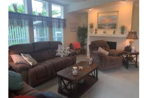 242 Navajo Dr, Oak Hill, FL 32759, Sold 11/02/20