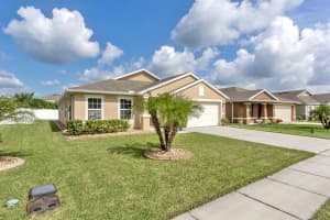 5328 Peach Blossom Blvd, Port Orange, FL 32128, Sold 08/07/20