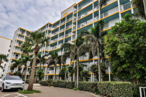 5203 S Atlantic Ave, New Smyrna Beach, FL 32169, Sold 11/16/20