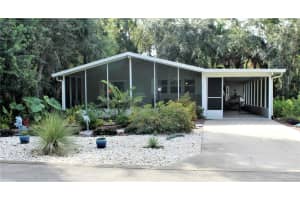 372 Marsh Lndg Dr, Oak Hill, FL 32759, Sold 11/30/20
