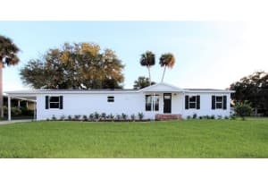 251 Navajo Dr, Oak Hill, FL 32759, Sold 12/28/20