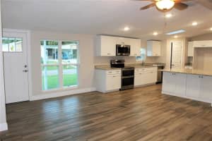 251 Navajo Dr, Oak Hill, FL 32759, Sold 12/28/20