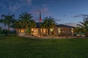 245 Quiet Trail Dr, Port Orange, FL 32128, Sold 04/09/21