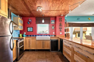 601 N Atlantic Ave, New Smyrna Beach, FL 32169, Sold 03/01/21