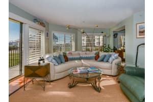 2700 N Peninsula Ave, New Smyrna Beach, FL 32169, Sold 02/26/21