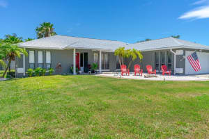 525 Sparrow Dr, Edgewater, FL 32141, Sold 03/30/21