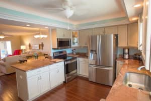 111 N Atlantic Ave, New Smyrna Beach, FL 32169, Sold 03/22/21