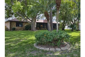 105 Point-O-Woods Dr, Daytona Beach, FL 32114, Sold 05/14/21