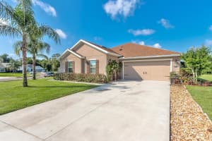 137 Alexandria Cir, DeLand, FL 32724, Sold 07/09/21