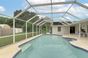 802 Chickadee Dr, Port Orange, FL 32127, Sold 08/04/21