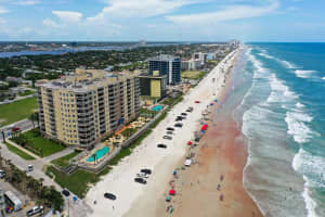 1925 S Atlantic Ave, Daytona Beach, FL 32118, Sold 10/25/21
