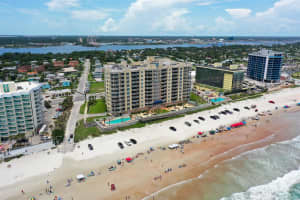 1925 S Atlantic Ave, Daytona Beach, FL 32118, Sold 10/25/21