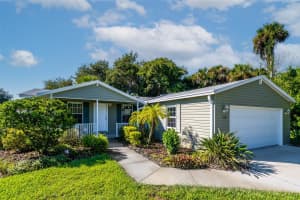 360 Marsh Lndg Dr, Oak Hill, FL 32759, Sold 10/14/21
