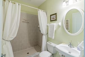 423 N Atlantic Ave, New Smyrna Beach, FL 32169, Sold 04/01/22