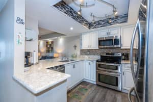 133 Lagoon Ct, New Smyrna Beach, FL 32169, Sold 02/17/22