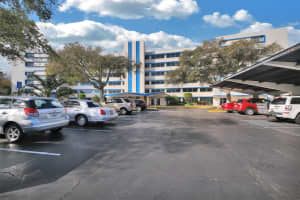 1224 S Peninsula Dr, Daytona Beach, FL 32118, Sold 12/27/21