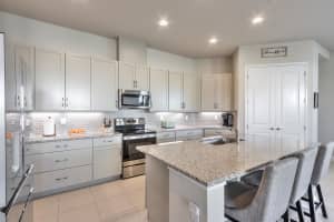 6270 Woodhaven Village Dr, Port Orange, FL 32128, Sold 03/21/22