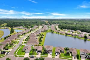 5305 Peach Blossom Blvd, Port Orange, FL 32128, Sold 07/07/22