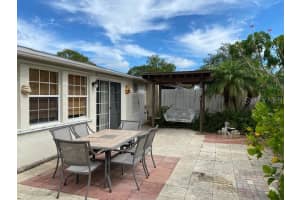 301 Sea Hawk Ct, Edgewater, FL 32141, Sold 09/01/22