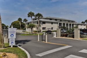 2100 N Peninsula Ave, New Smyrna Beach, FL 32169, Sold 08/12/22