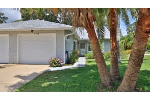 935 Meadow View Dr, Port Orange, FL 32127, Sold 11/16/22