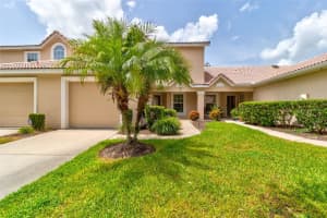 24 Golf Villa Dr, Port Orange, FL 32128, Sold 09/13/22
