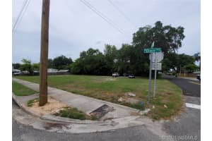 903 Dixie FREEWAY, NEW SMYRNA BEACH, FL 32168 - MLS#MFRNS1070854
