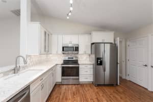 213 2 Oaks Dr, Edgewater, FL 32141, Sold 12/15/22