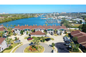 129 Lagoon Ct, New Smyrna Beach, FL 32169, Sold 03/07/23
